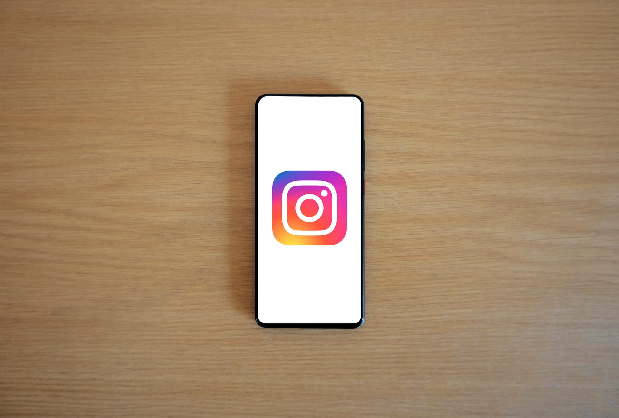 インスタグラムフォロワー買うでフォロワーを効率的に増やす