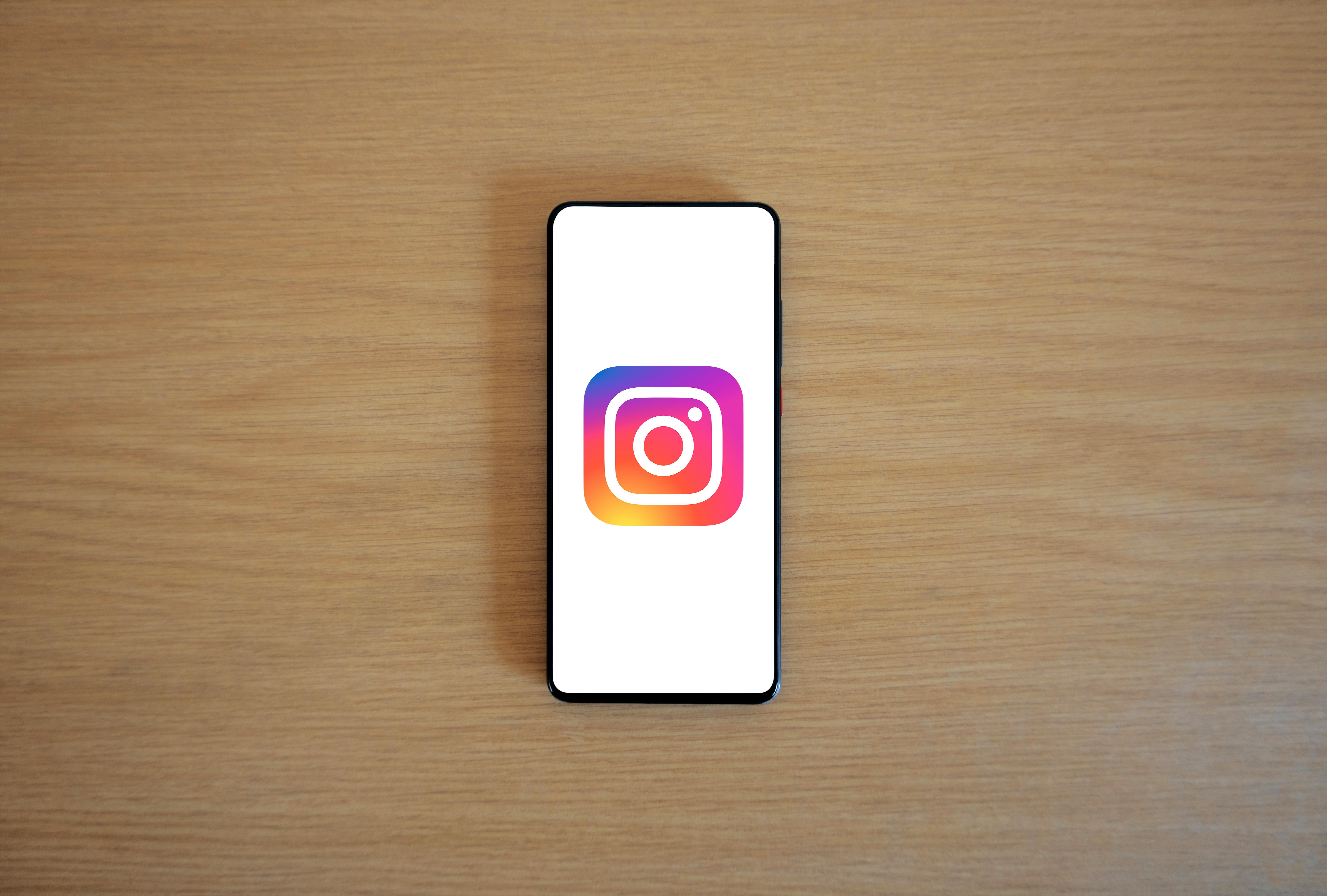 インスタグラムフォロワー買うでフォロワーを効率的に増やす